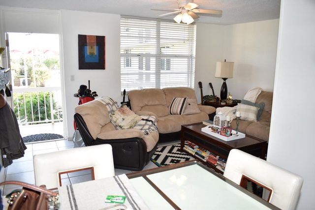 1131 SE 4th Street 3060, Boynton Beach, FL 33435