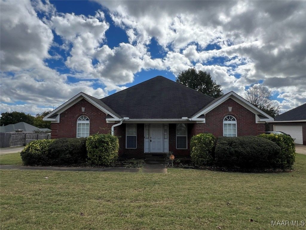 1793 WINDERMERE Avenue, Prattville, AL 36066