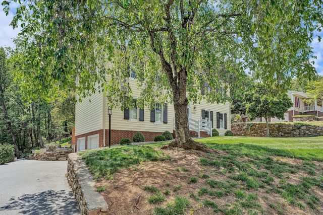 5306 Canter DR, Roanoke, VA 24018