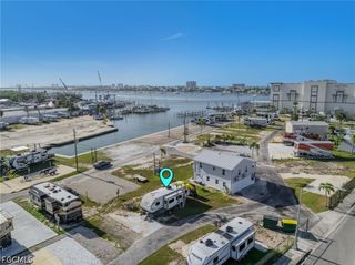 19281 #36 San Carlos BLVD, Fort Myers Beach, FL 33931