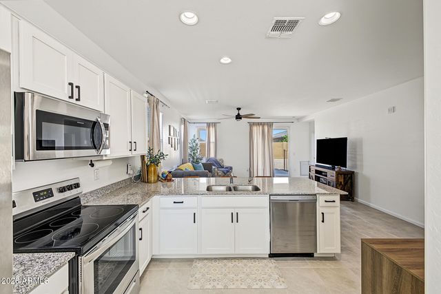 12300 E WALLFLOWER Lane, Florence, AZ 85132