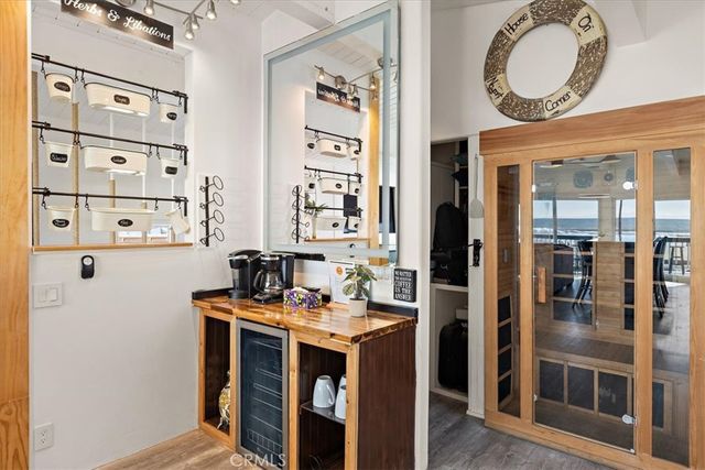 2214 W Oceanfront B, Newport Beach, CA 92663