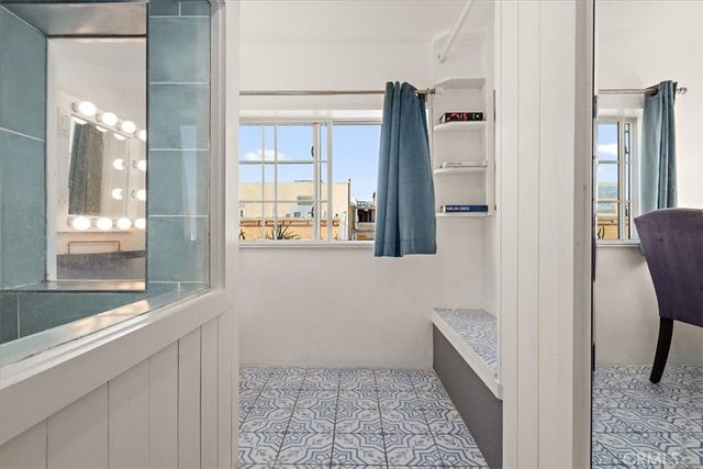 2214 W Oceanfront B, Newport Beach, CA 92663