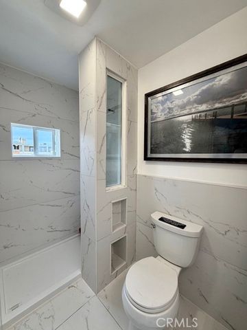 2214 W Oceanfront B, Newport Beach, CA 92663