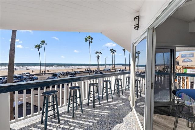 2214 W Oceanfront B, Newport Beach, CA 92663