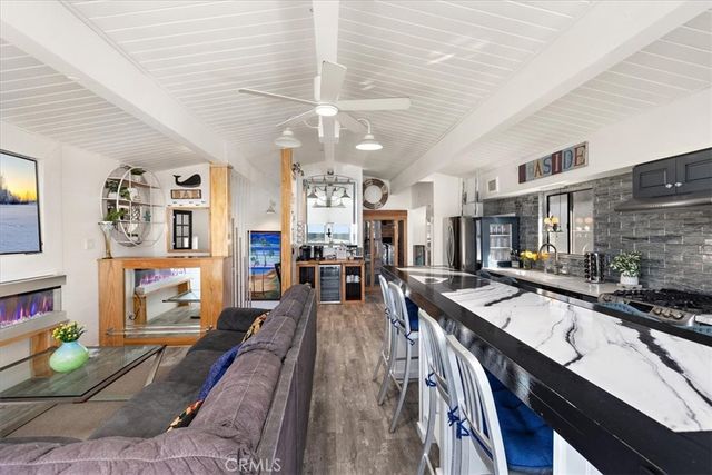 2214 W Oceanfront B, Newport Beach, CA 92663