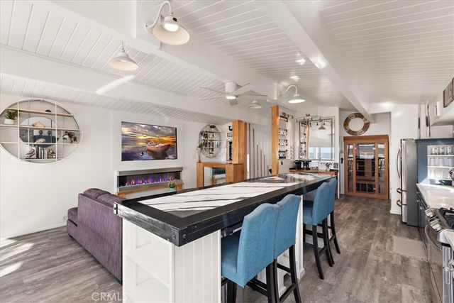 2214 W Oceanfront B, Newport Beach, CA 92663
