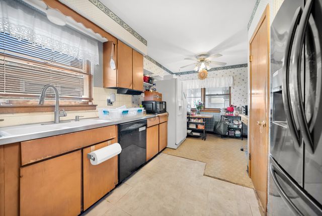 4313 W 77th Place W, Chicago, IL 60652
