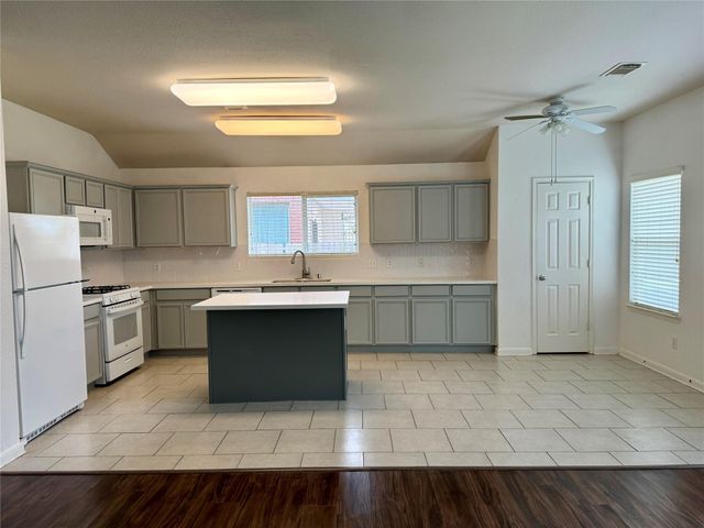 2210 Tremont Trail Lane, Katy, TX 77450