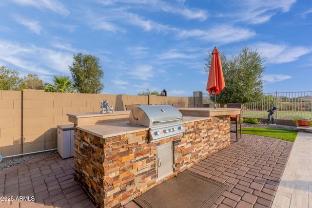 18291 W SEQUOIA Drive, Goodyear, AZ 85338