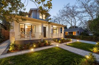 985 Lincoln Avenue, Palo Alto, CA 94301