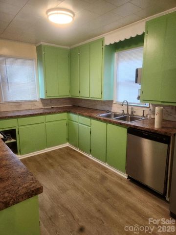 155 Robbins Street SW, Concord, NC 28025