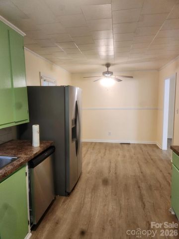 155 Robbins Street SW, Concord, NC 28025