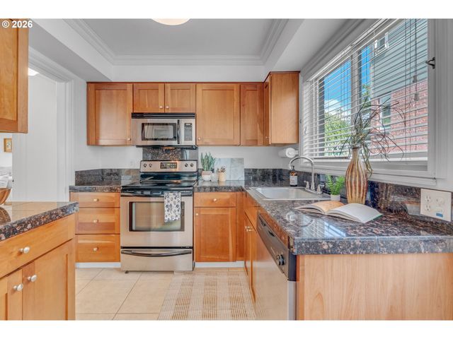 2515 Se 51ST Ave 14, Portland, OR 97206