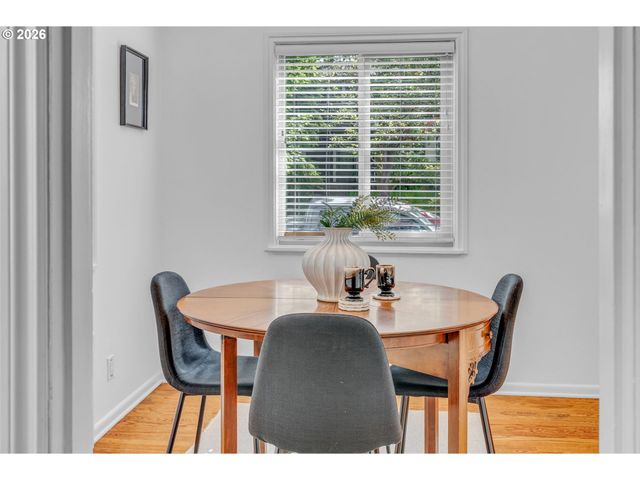 2515 Se 51ST Ave 14, Portland, OR 97206