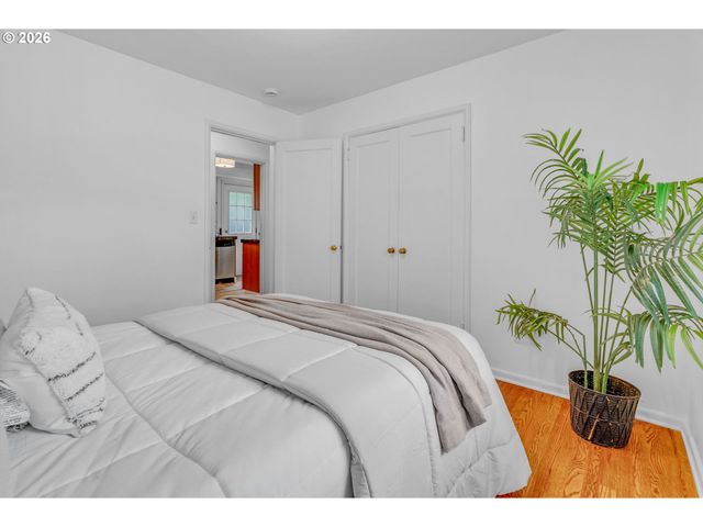 2515 Se 51ST Ave 14, Portland, OR 97206
