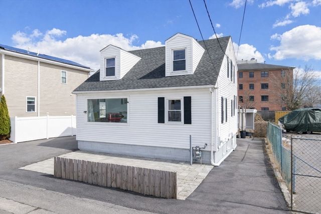 42 Cummings St, Medford, MA 02155