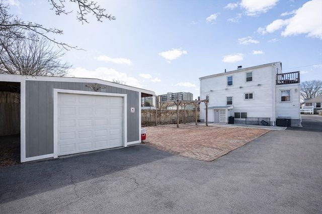 42 Cummings St, Medford, MA 02155