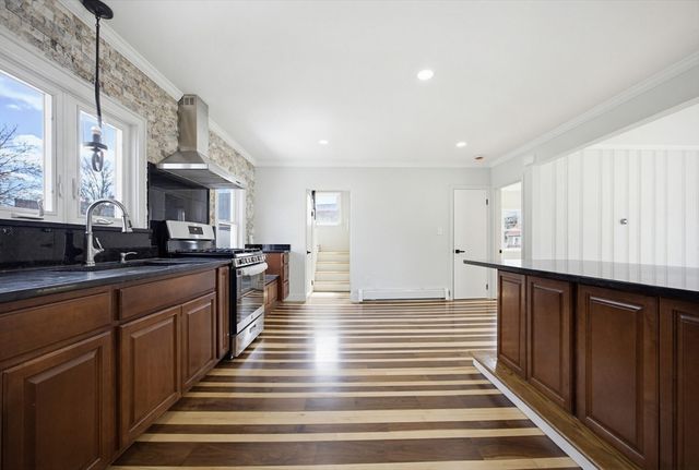 42 Cummings St, Medford, MA 02155