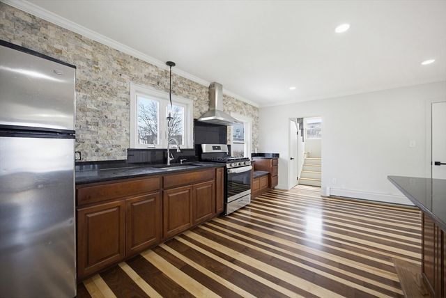 42 Cummings St, Medford, MA 02155