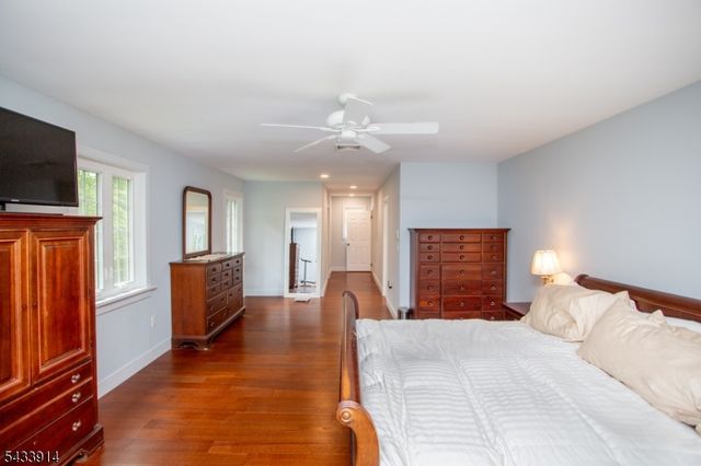 53 Rittenhouse Rd, Delaware Twp., NJ 08559