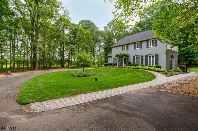 53 Rittenhouse Rd, Delaware Twp., NJ 08559