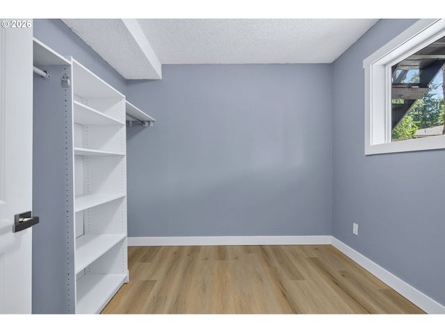 5685 Sw 207TH Ave, Beaverton, OR 97078