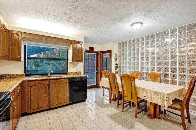 766-750 SE Cavern Ave, Port St Lucie, FL 34983