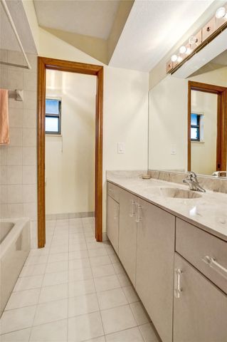 766-750 SE Cavern Ave, Port St Lucie, FL 34983