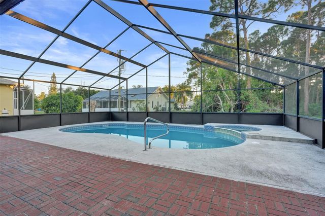 766-750 SE Cavern Ave, Port St Lucie, FL 34983