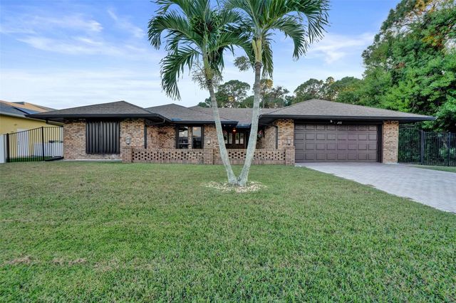 766-750 SE Cavern Ave, Port St Lucie, FL 34983