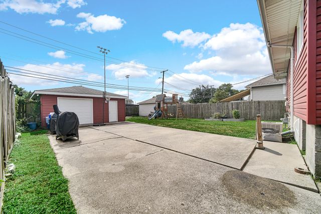 724 169th Street, Hammond, IN 46324