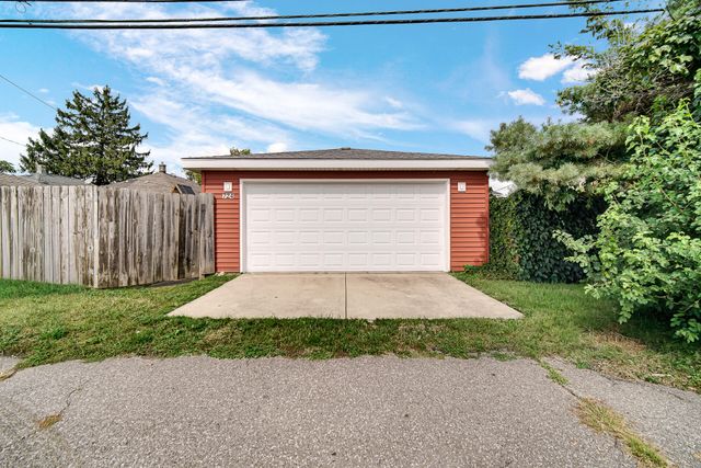 724 169th Street, Hammond, IN 46324