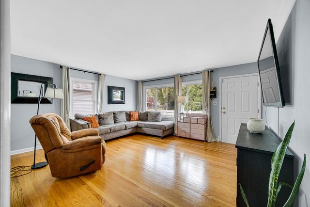 724 169th Street, Hammond, IN 46324