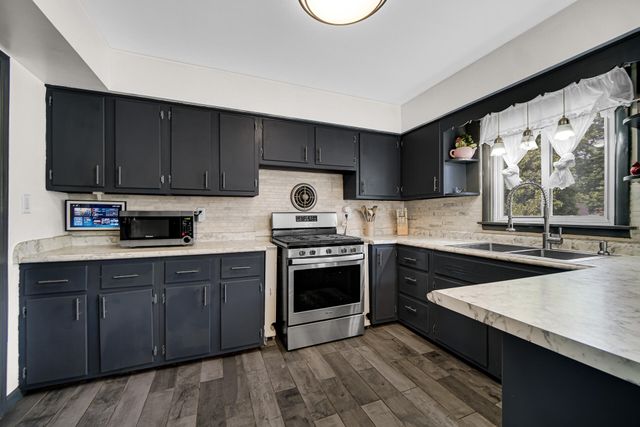 724 169th Street, Hammond, IN 46324