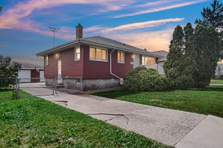 724 169th Street, Hammond, IN 46324
