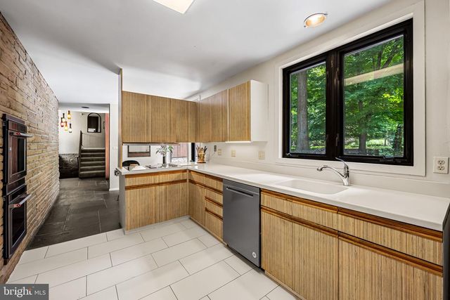 1406 ELLENGLEN RD, Baltimore, MD 21286