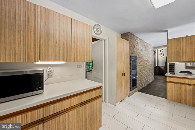 1406 ELLENGLEN RD, Baltimore, MD 21286