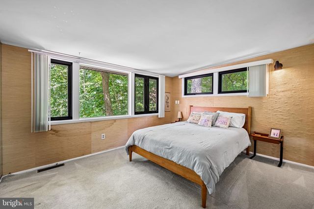 1406 ELLENGLEN RD, Baltimore, MD 21286