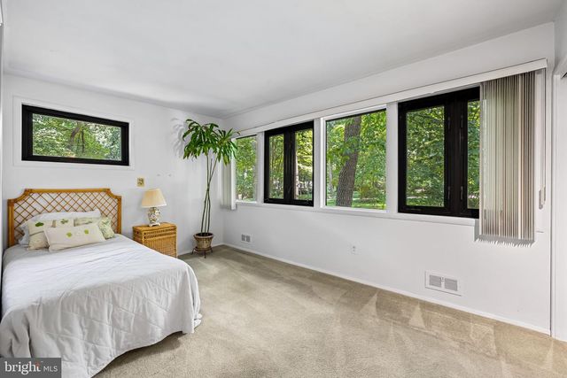 1406 ELLENGLEN RD, Baltimore, MD 21286