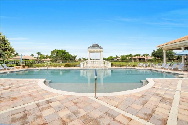 7747 Via Grande, Boynton Beach, FL 33437