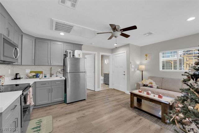 4115 Topaz Hills Drive, North Las Vegas, NV 89032