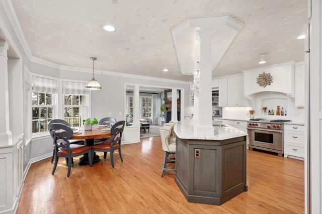 5008 Bruce Avenue, Edina, MN 55424