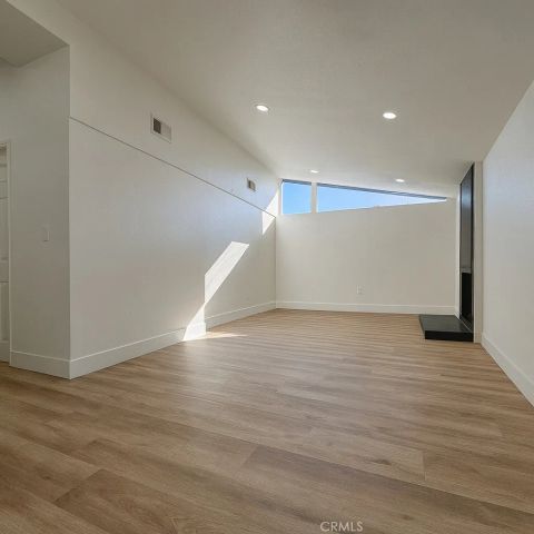 5548 Elmwood, San Bernardino, CA 92404