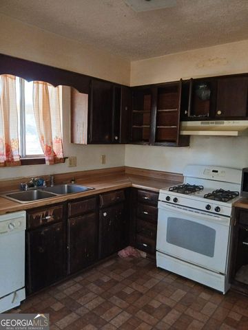 108 Fairview Place, Stockbridge, GA 30281