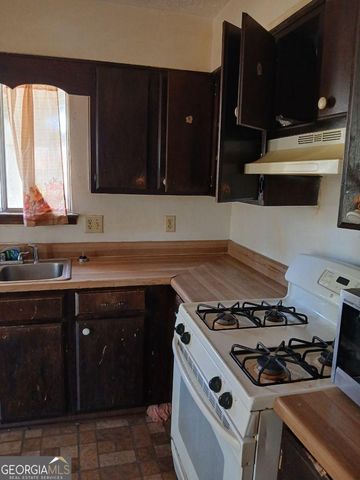 108 Fairview Place, Stockbridge, GA 30281