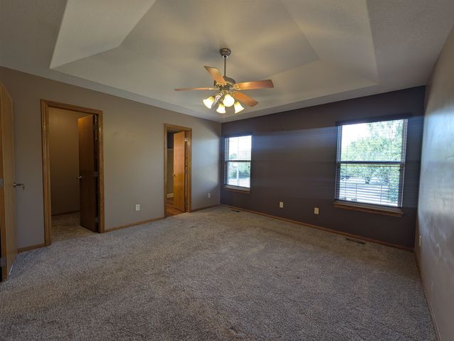 4602 E Willow Point CT, Wichita, KS 67220