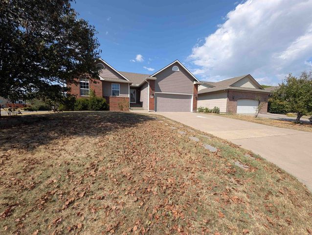 4602 E Willow Point CT, Wichita, KS 67220