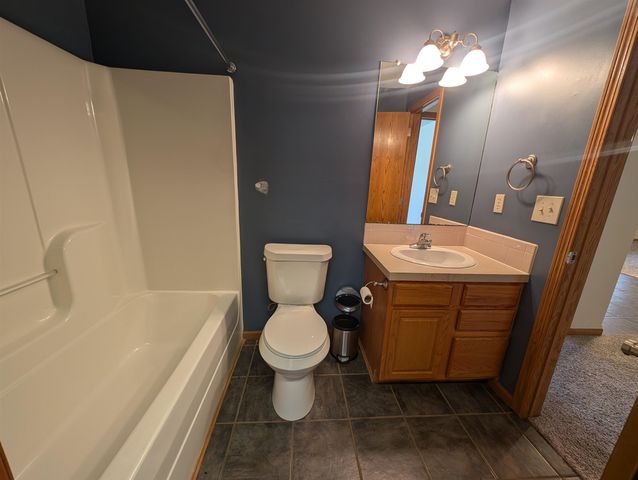 4602 E Willow Point CT, Wichita, KS 67220