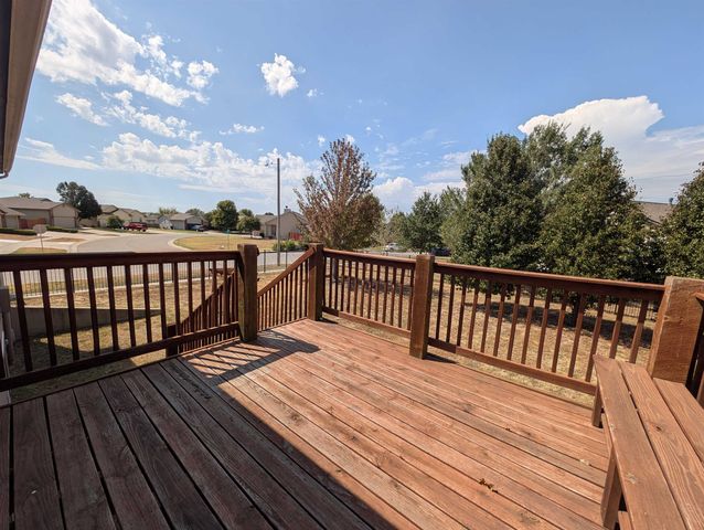 4602 E Willow Point CT, Wichita, KS 67220